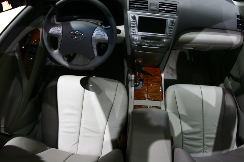 Illustration for article titled 2010 Toyota Camry: Detroit Reveal Makes Us Crave Vanilla Ice Cream